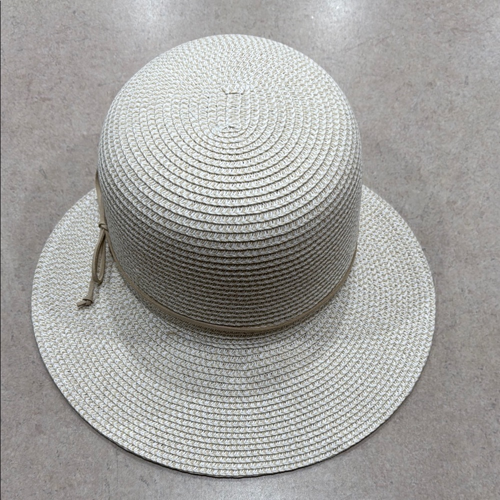 NWOT Nine West Cream Wide Brim Hat